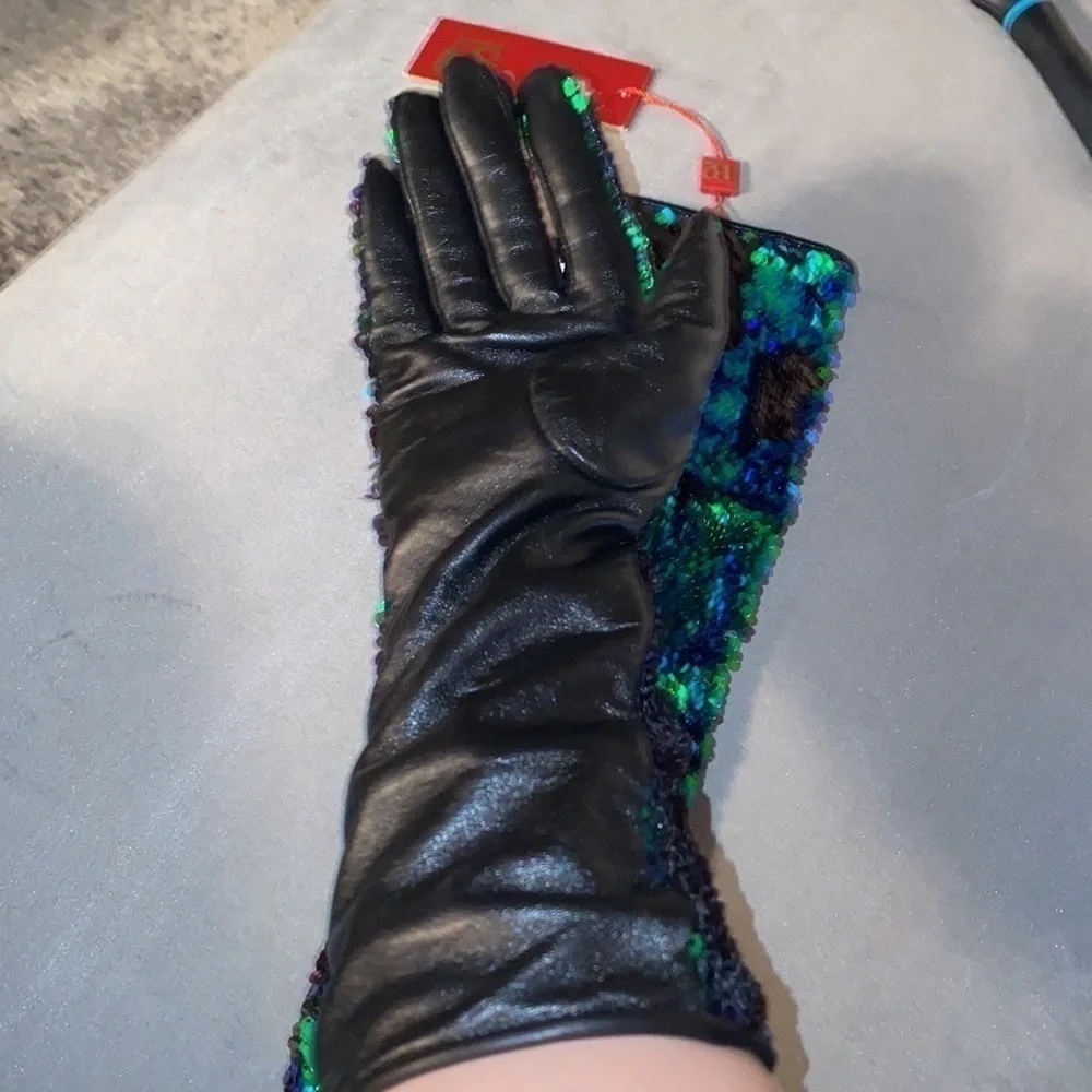 Gloves NWT B2 BALIZZA Fancy Mermaid Sequin Leather Gloves